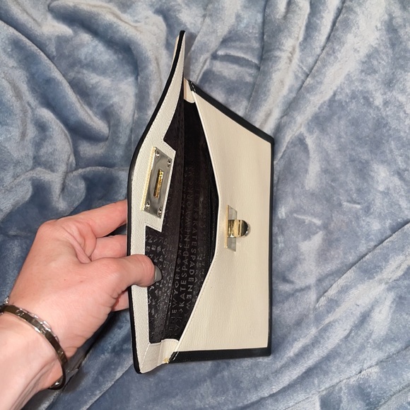 Kate Spade - Picture 2 of 4